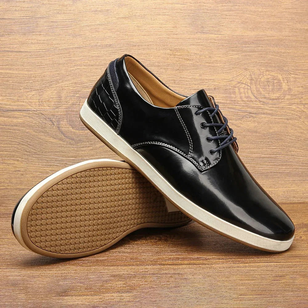 Daxon Leather Sneakers
