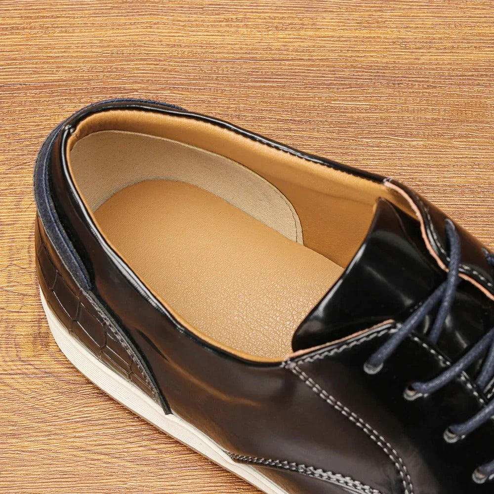 Daxon Leather Sneakers