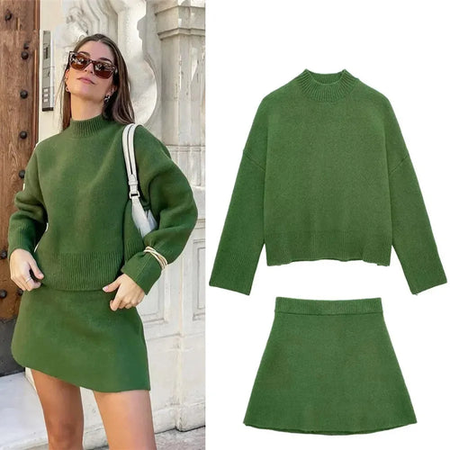Elegance 2-piece set sweater mini skirt with elastic high waist flared skirt