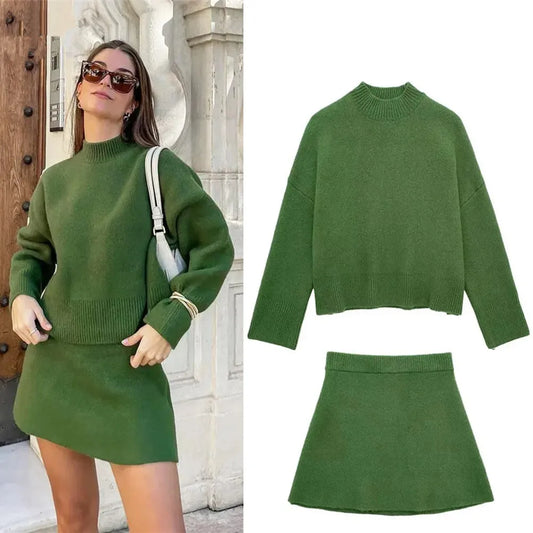Elegance 2-piece set sweater mini skirt with elastic high waist flared skirt
