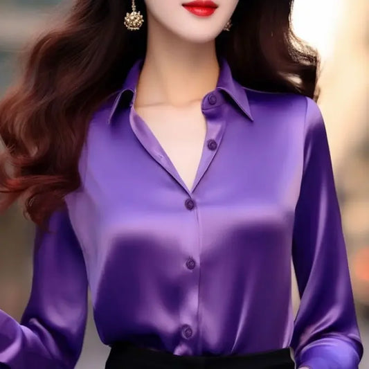 Nora – Elegant Polo-Neck Blouse