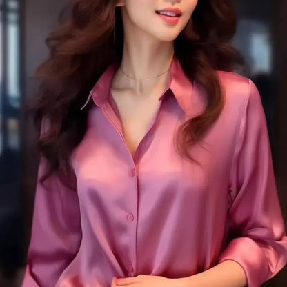 Nora – Elegant Polo-Neck Blouse