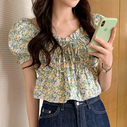 Amelie – French Style Pleated Floral Blouse