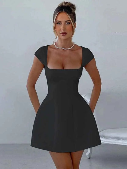 Lilia Dress