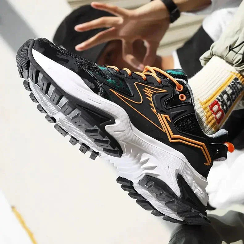 Larvit Sneakers - Olympus Madrid