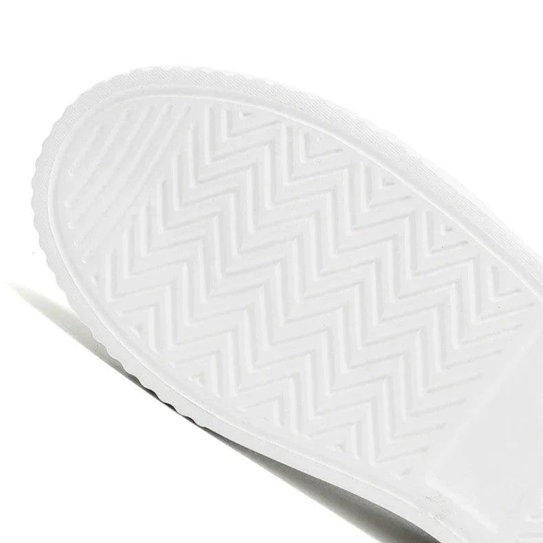 Clover Sneakers - Olympus Madrid