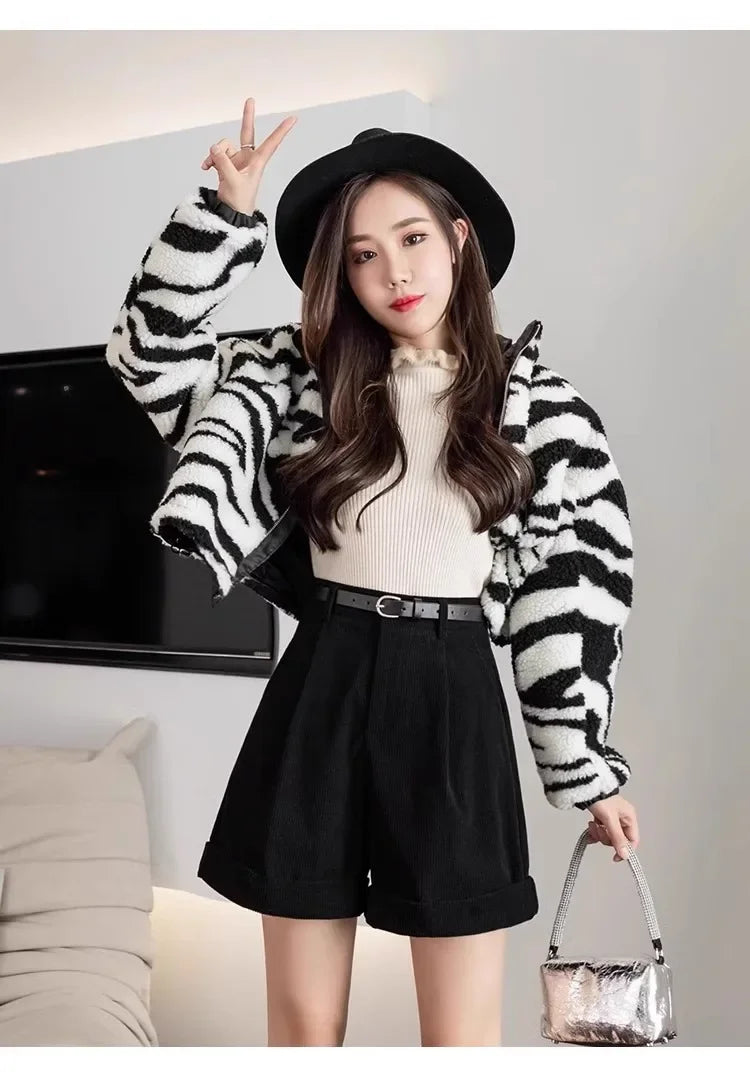 New Arrival Women's Corduroy Shorts