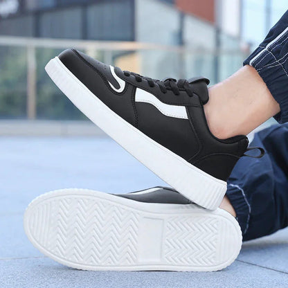 Clover Sneakers - Olympus Madrid