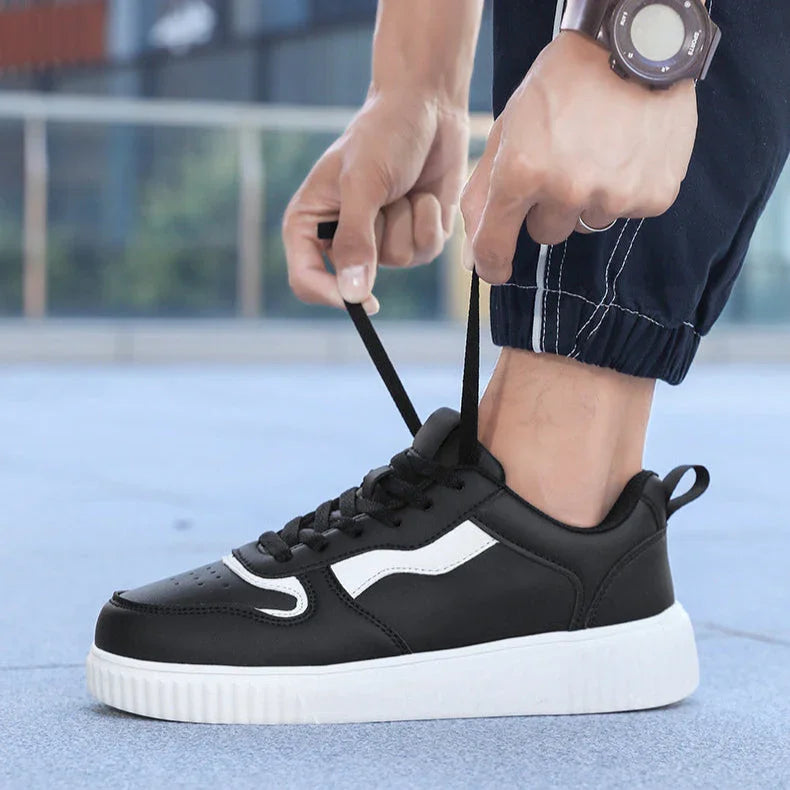 Clover Sneakers - Olympus Madrid