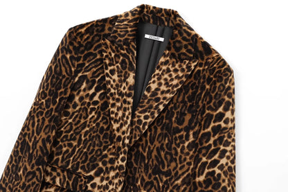 Ellen 2-piece set Leopard print blazer and skirt