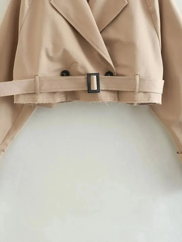 Women's spring vintage jacket with belt