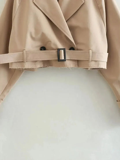 Women's spring vintage jacket with belt